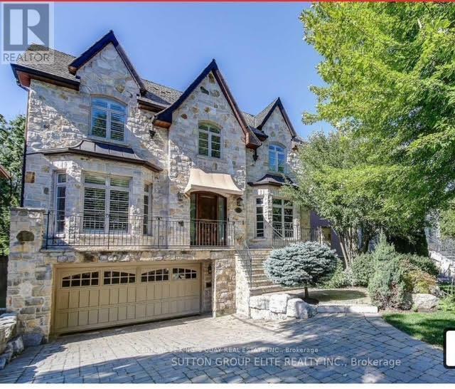 Property Photo:  488A Fairlawn Avenue  ON M5M 1V2 