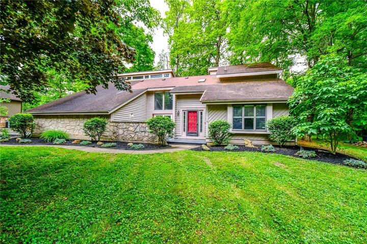 222 Walnut Grove Drive  Centerville OH 45458 photo