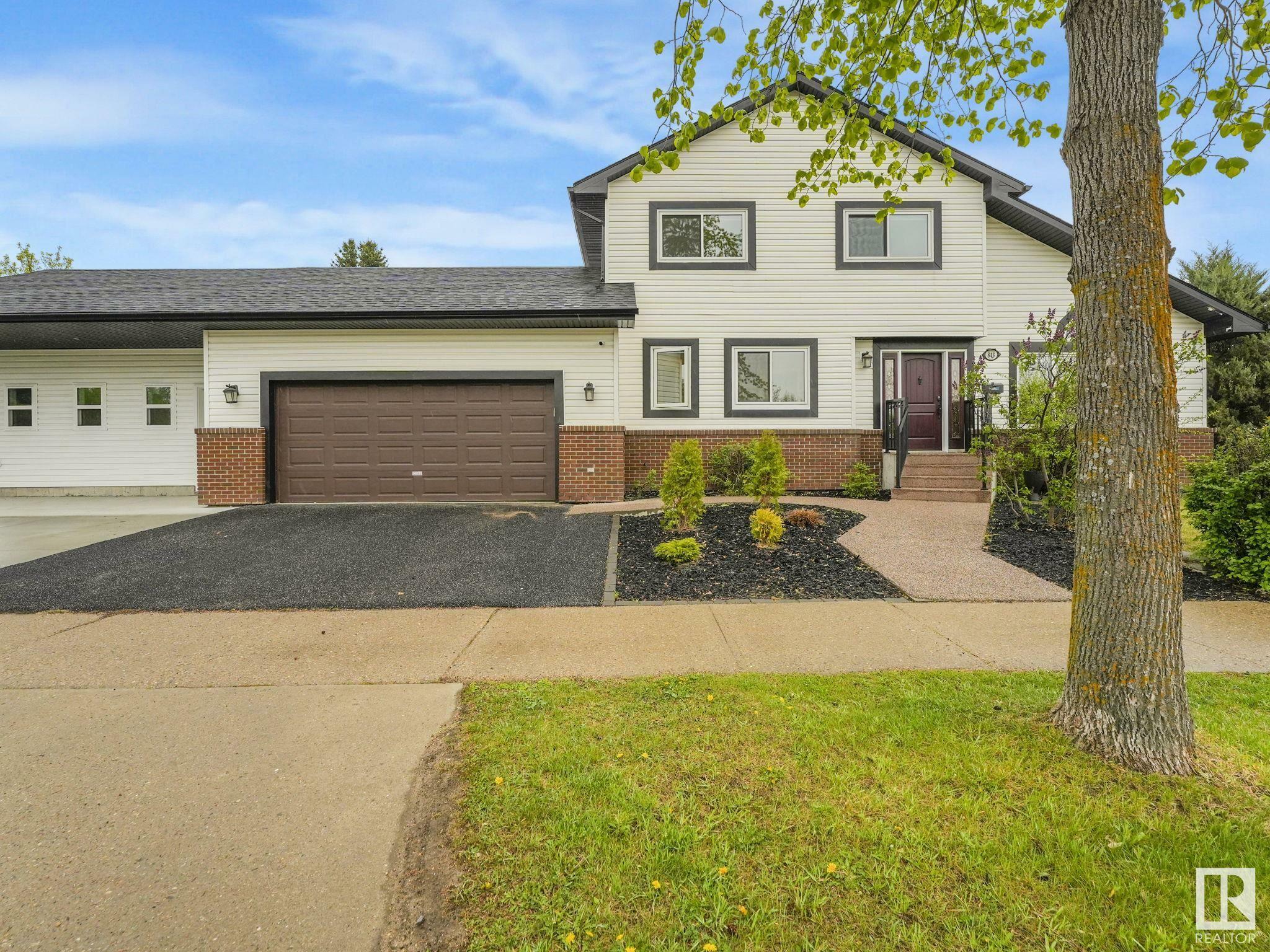 Property Photo: 843 Wanyandi Road NW AB T5T 2X3