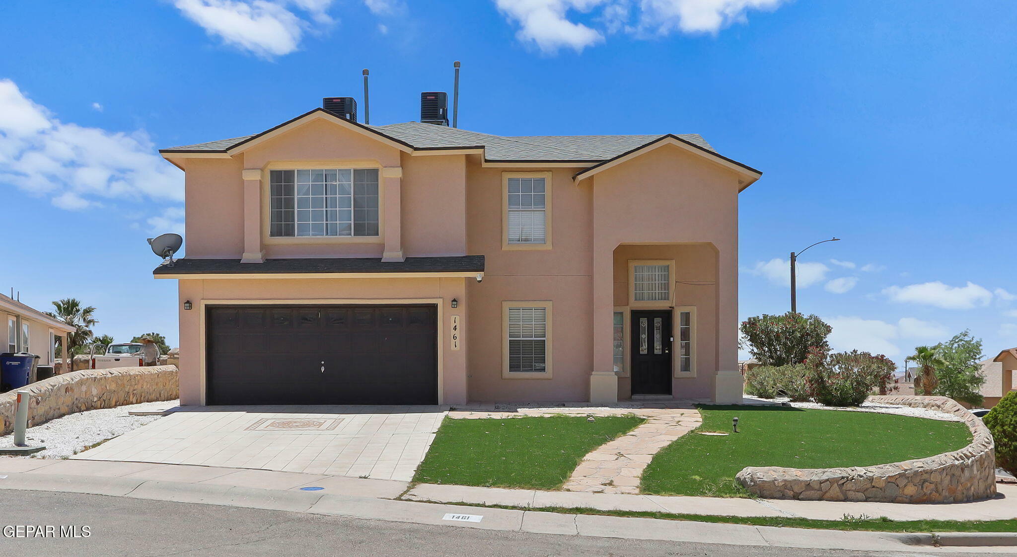 Property Photo: 1461 Luz De Luna Place TX 79912