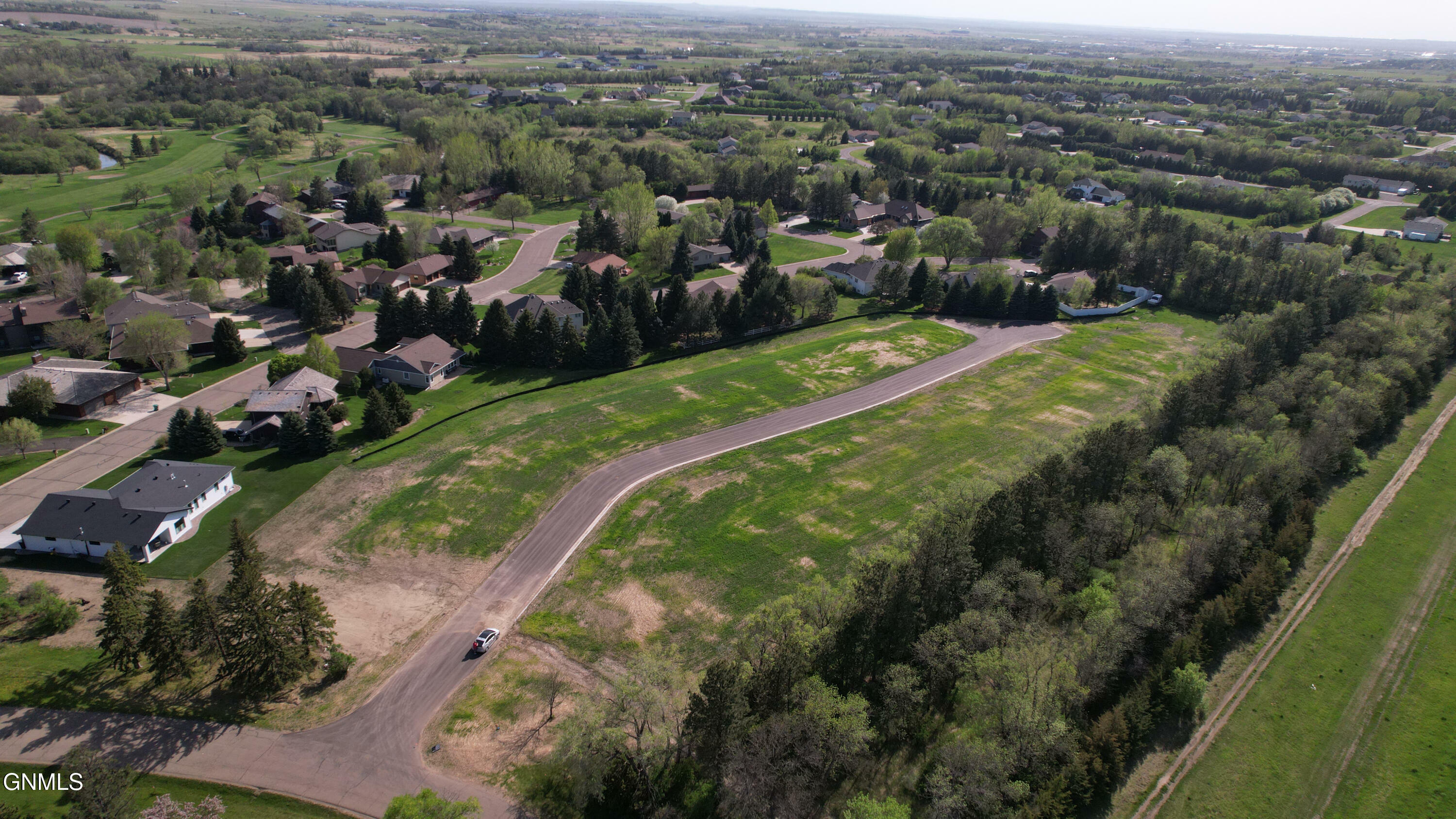 Property Photo: 8806 Range Place ND 58501