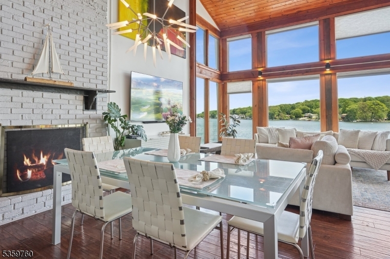 Property Photo: 318 Kingsland Rd NJ 07850