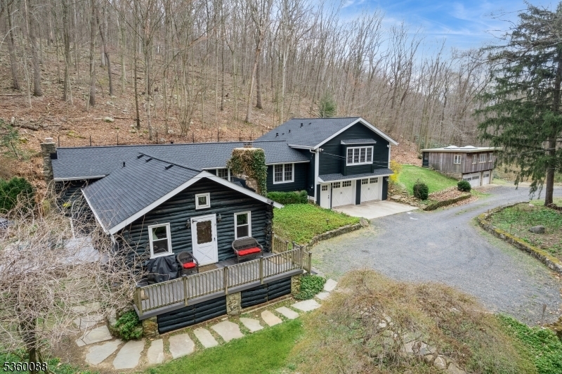 Property Photo: 8 Boulder Hill Rd NJ 07830