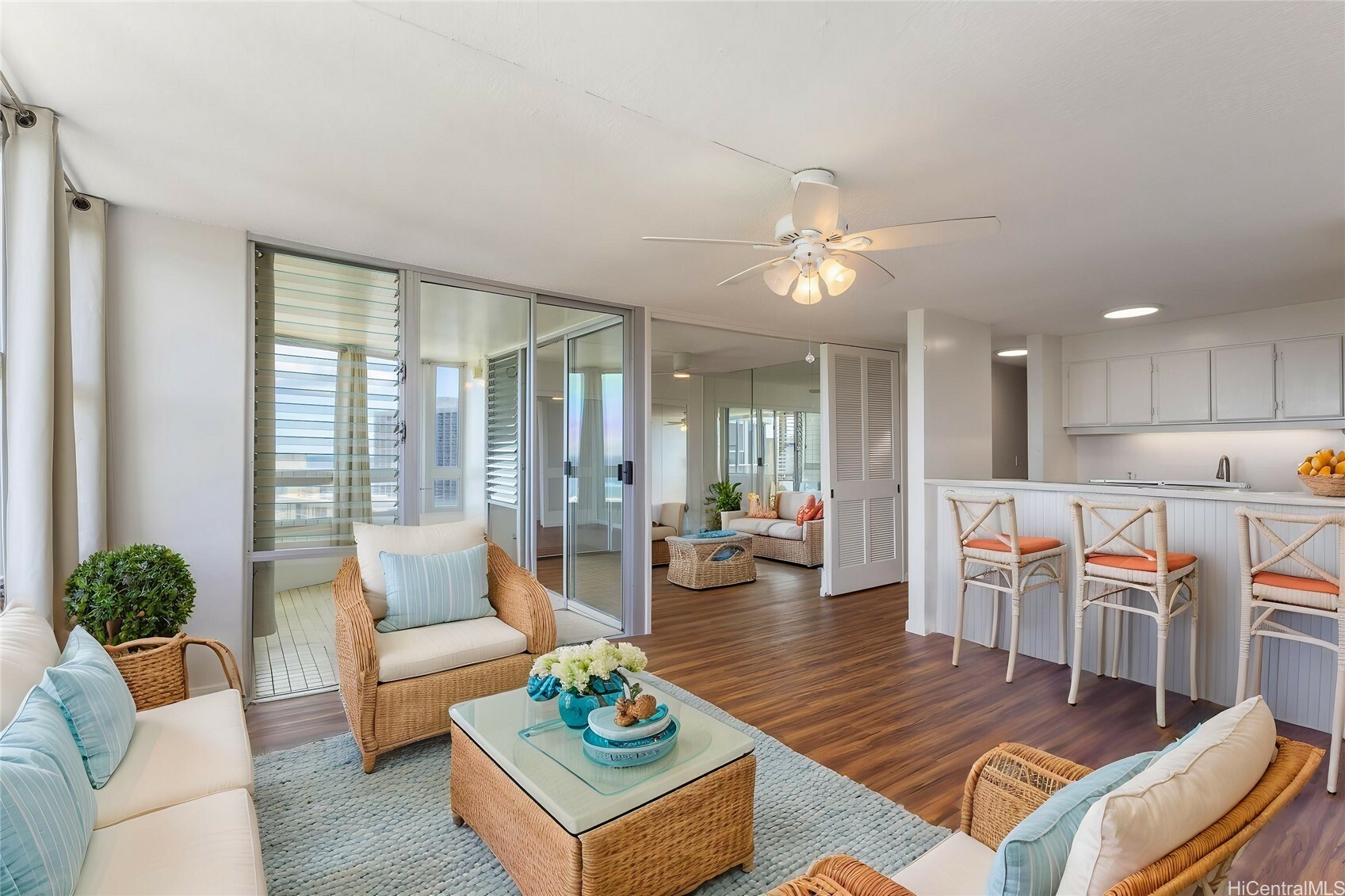 Property Photo: 2600 Pualani Way 3102 HI 96815