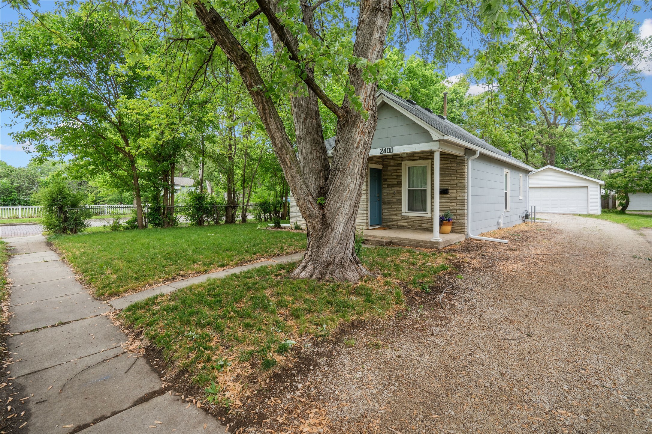 Property Photo: 2400 Capitol Avenue IA 50317