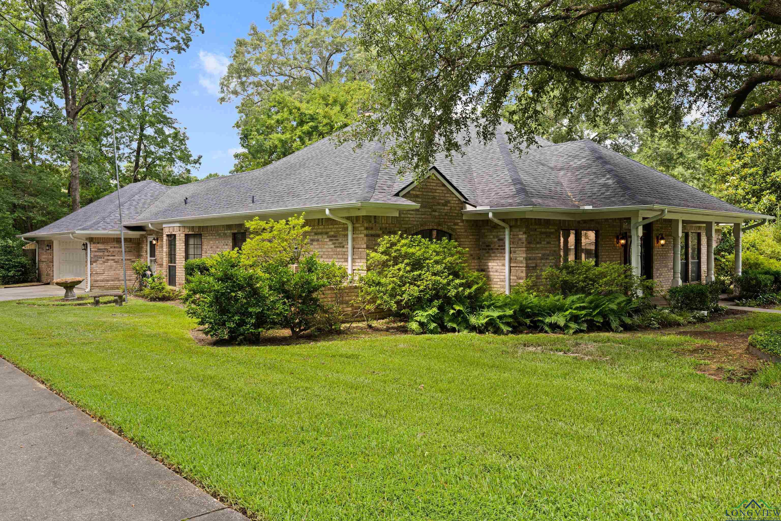 Property Photo:  404 Moccasin Trail  TX 75662 