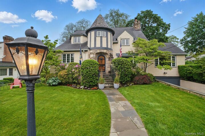 Property Photo:  460 Westchester Avenue  NY 10707 
