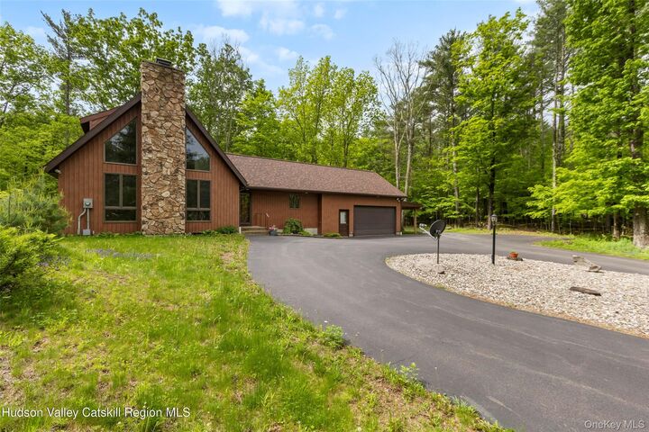Property Photo:  48 Deer Park Road  NY 12473 