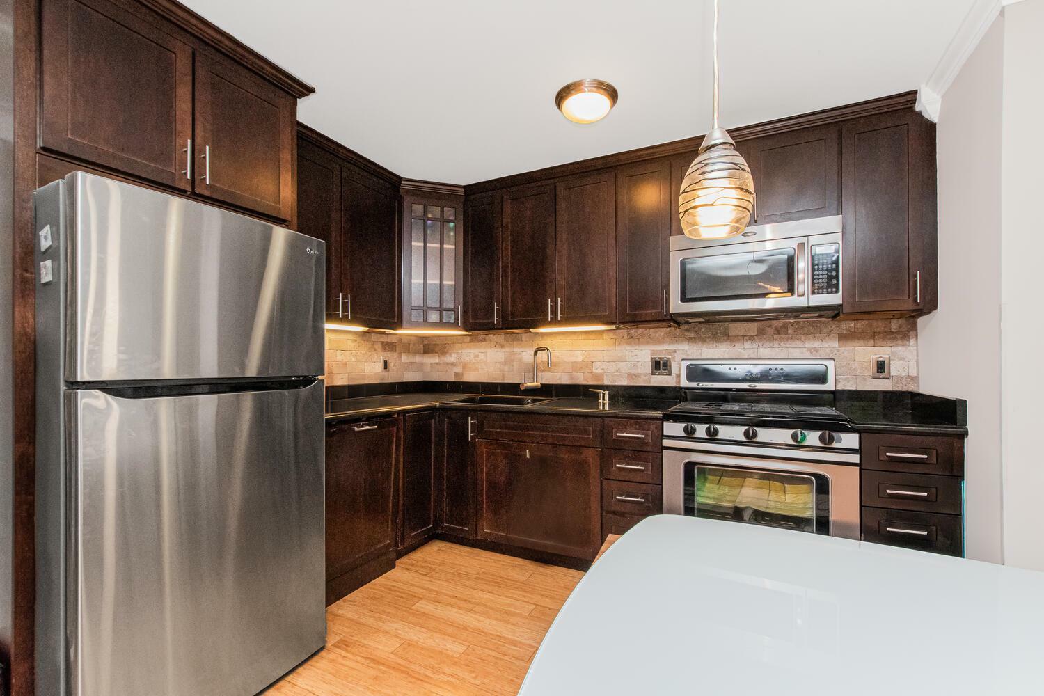 Property Photo: 1374 Midland Avenue 501 NY 10708
