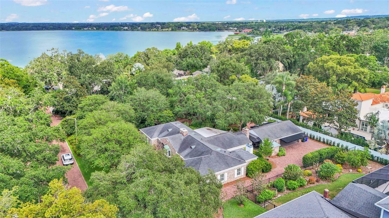 Property Photo: 323 E Belvedere Street FL 33803