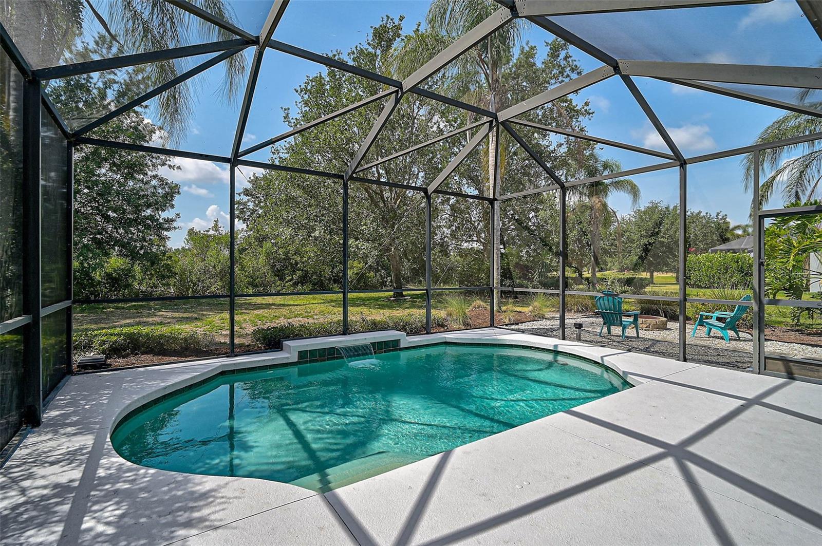 Property Photo: 12149 Forest Park Circle FL 34211