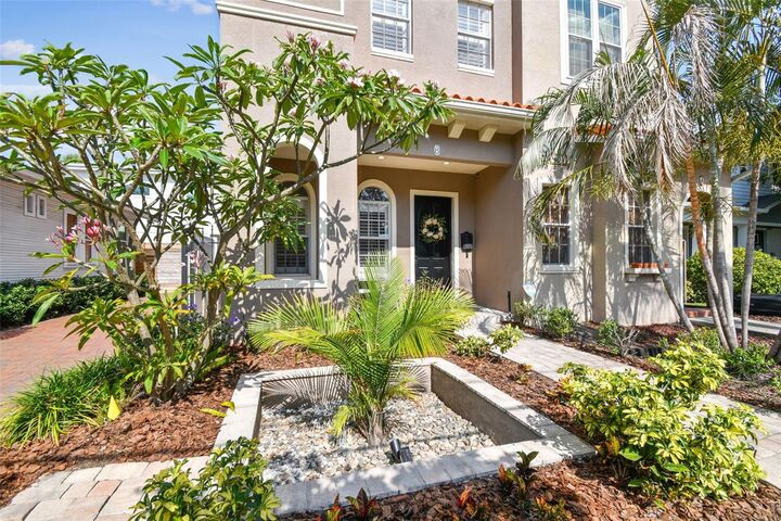 Property Photo: 407 S Fremont Avenue B FL 33606