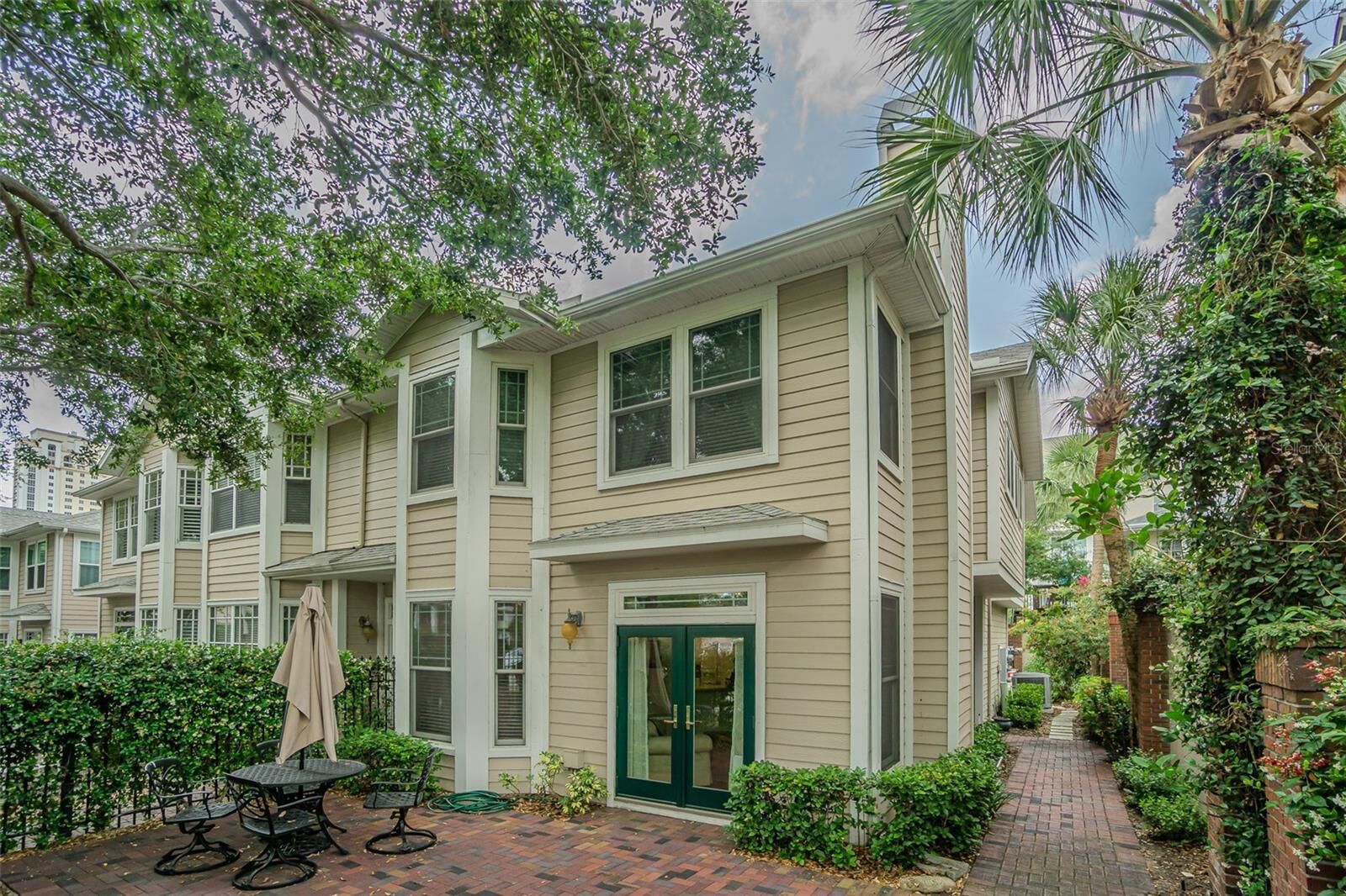 Property Photo:  350 2nd Street N 1  FL 33701 