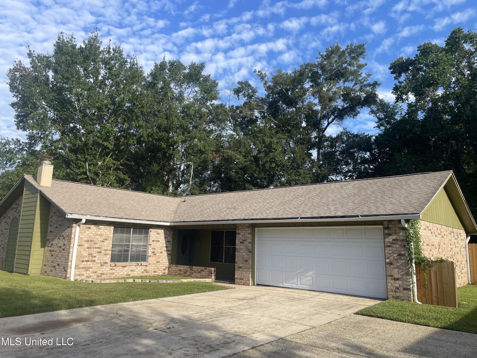 Property Photo: 2909 Pimlico Drive MS 39564