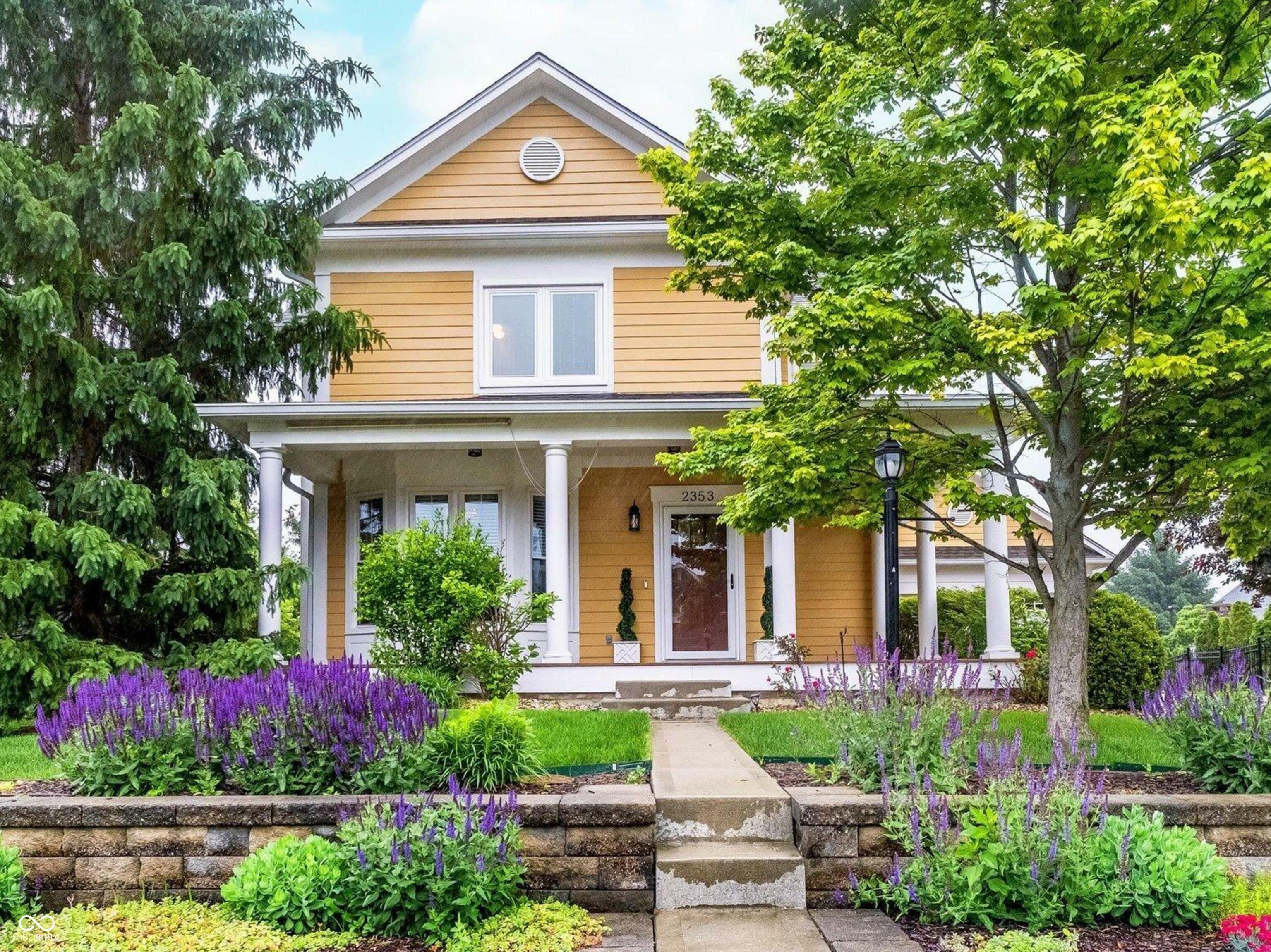 Property Photo:  2353 Woodcreek Crossing Boulevard  IN 46123 