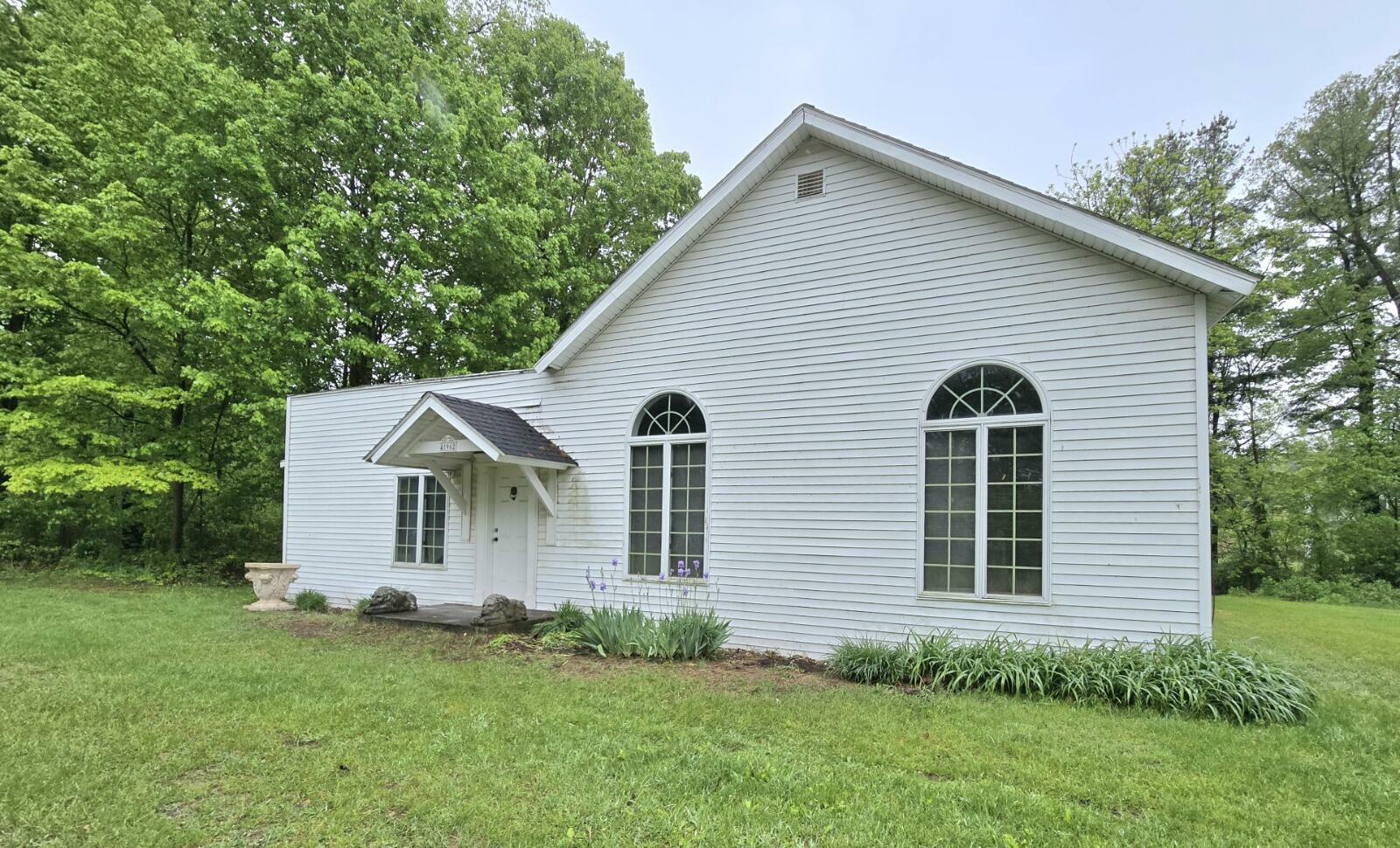 Property Photo: 41962 County Road 653 MI 49079