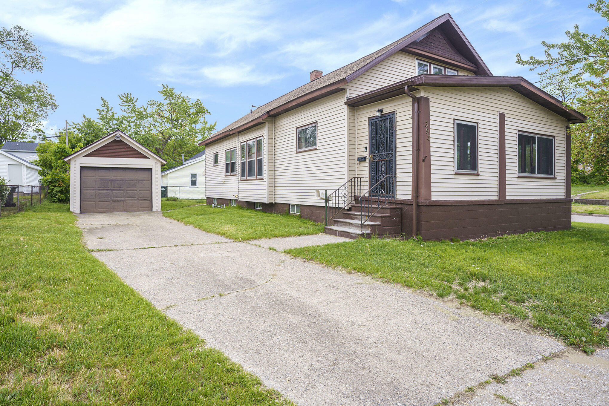 Property Photo: 393 Merrill Avenue MI 49441