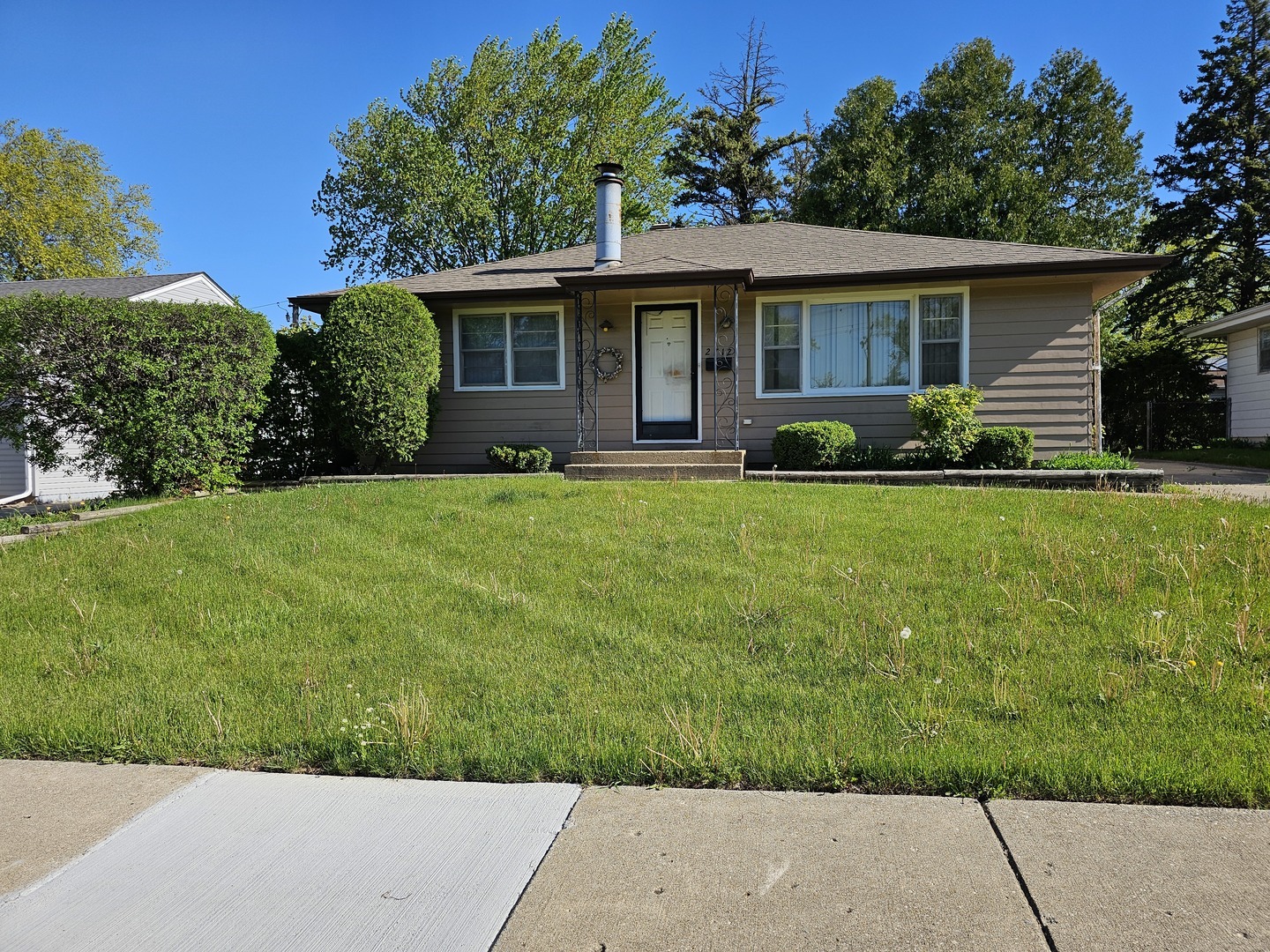 Property Photo: 2712 W Grove Avenue W IL 60085