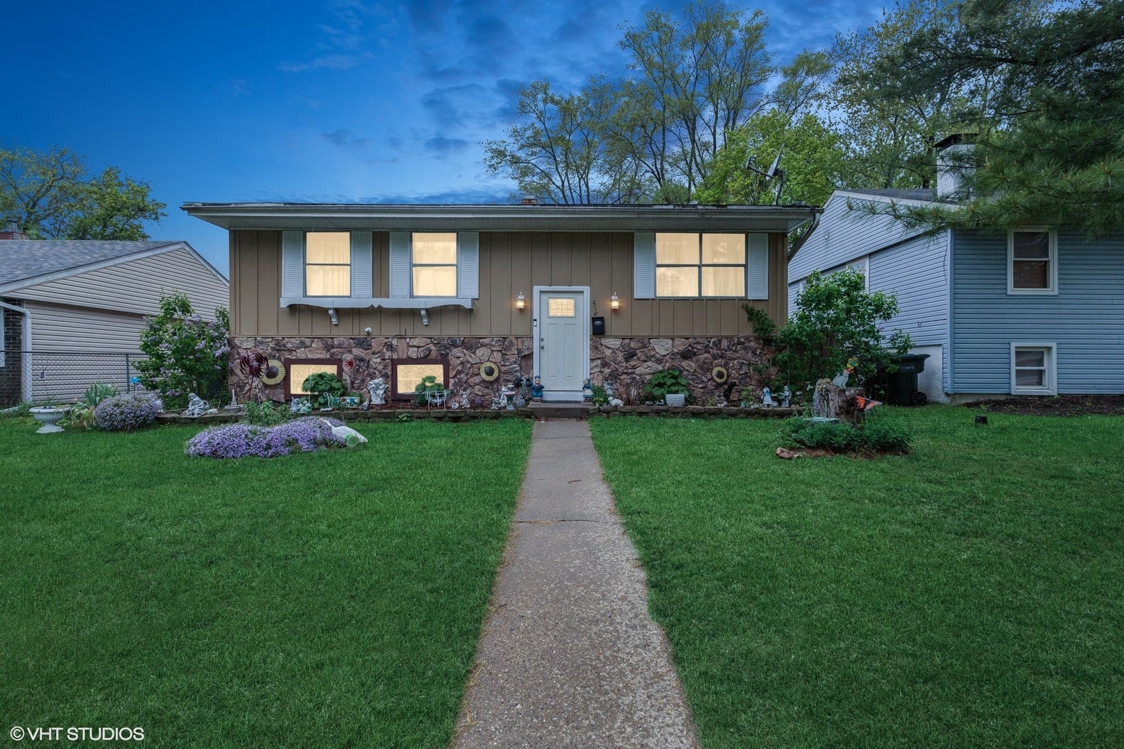 Property Photo:  2110 Hermon Avenue  IL 60099 