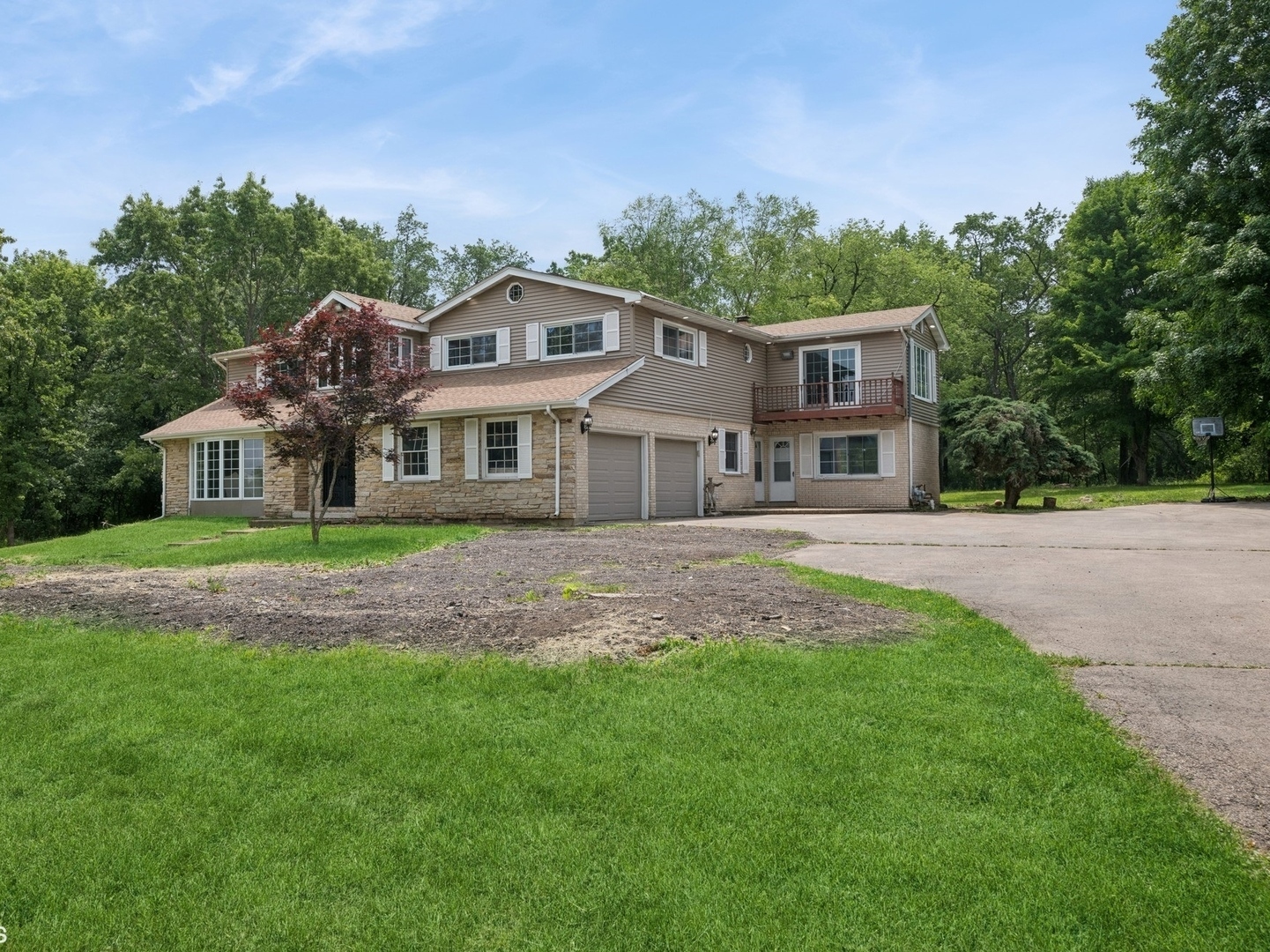 Property Photo: 349 Spring Creek Road IL 60010