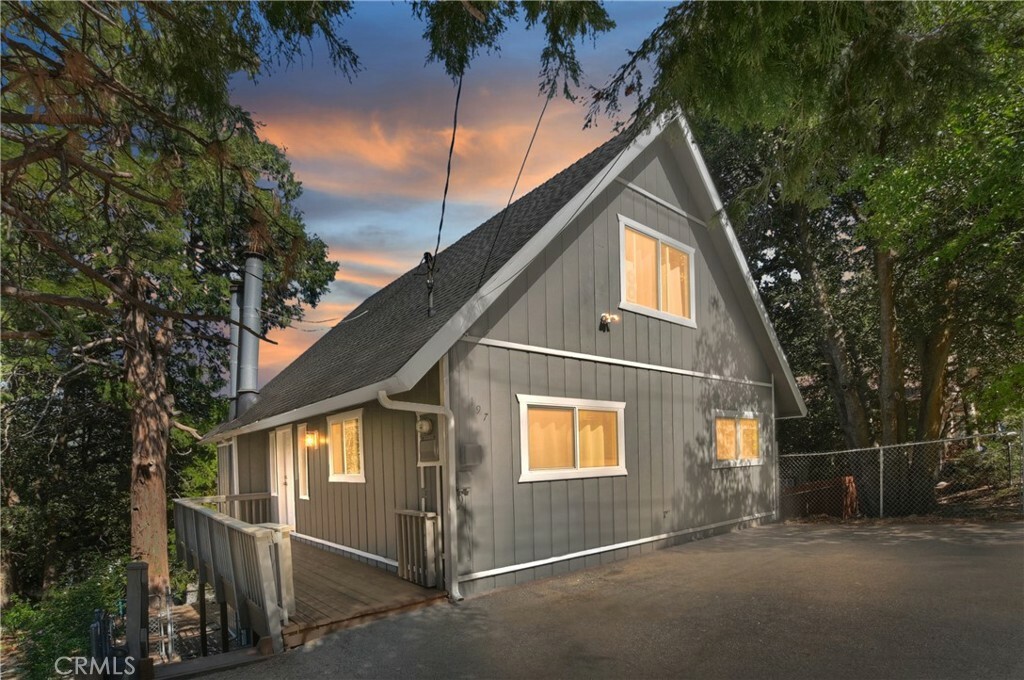 Property Photo: 197 Weisshorn Drive CA 92325
