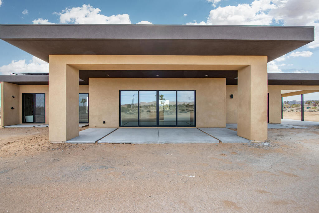 Property Photo: 57941 Luna Vista Lane CA 92284