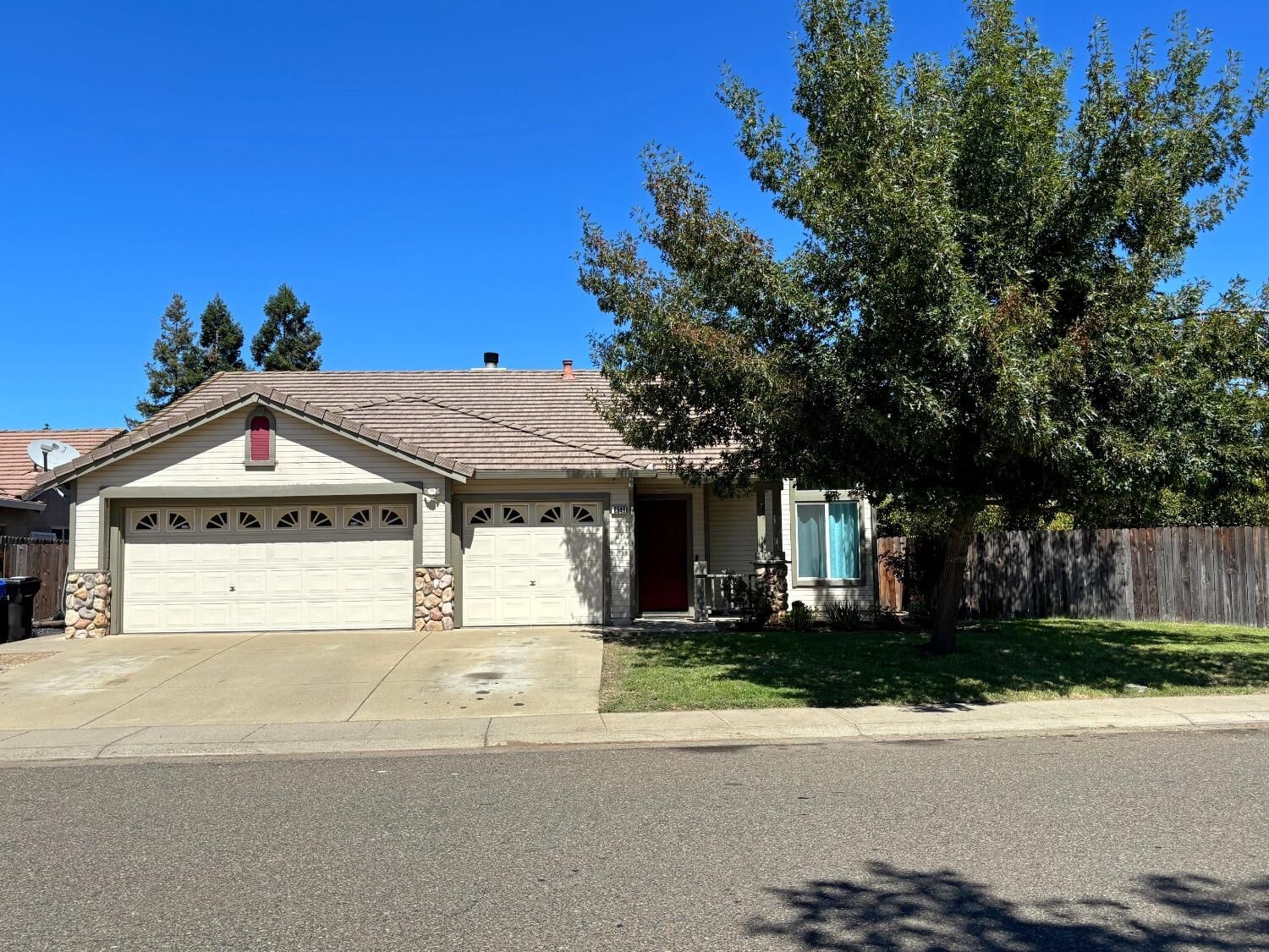 Property Photo:  8949 Four Seasons Drive  CA 95624 