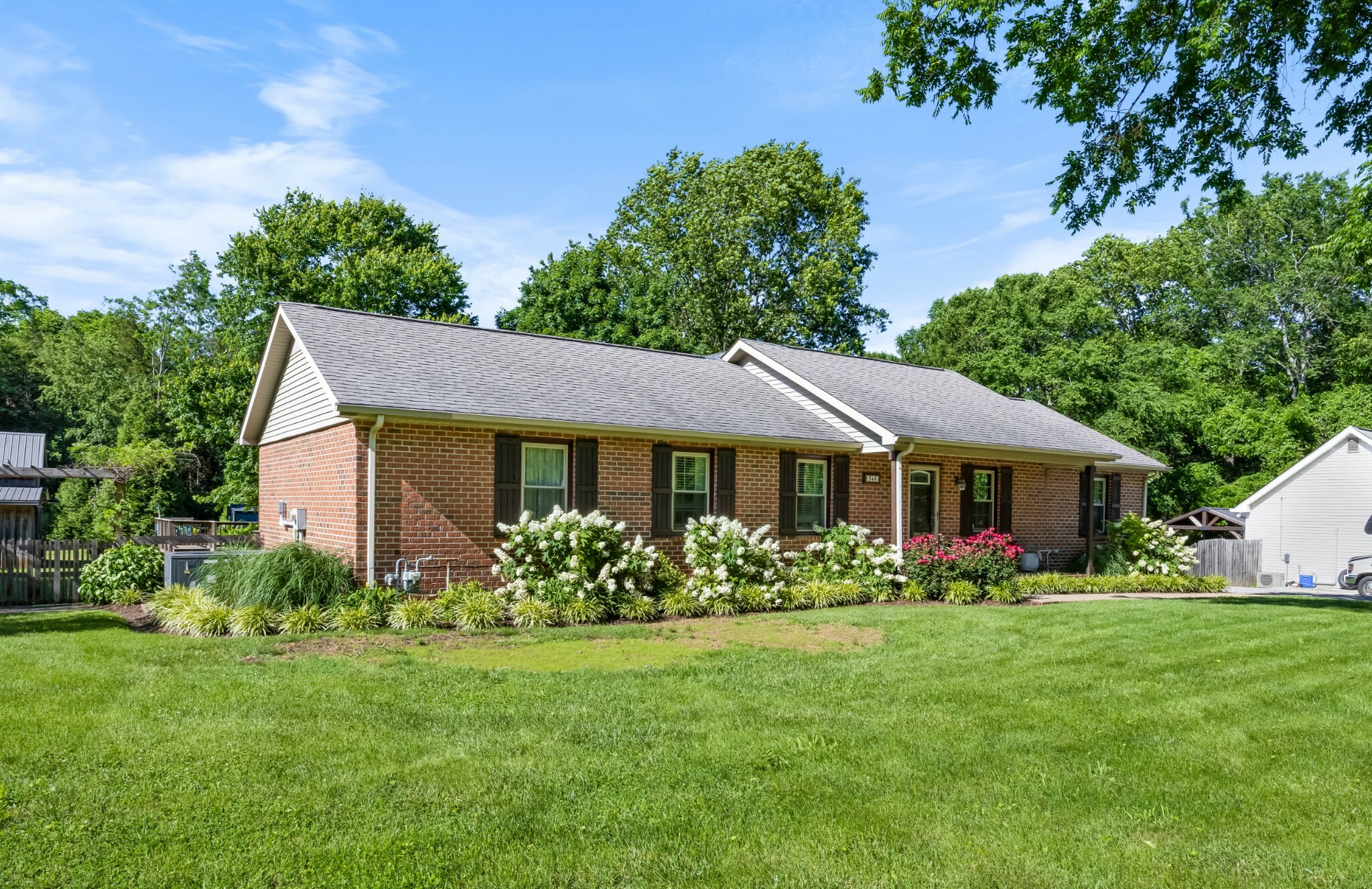 Property Photo:  346 Lynnford Drive  TN 37128 