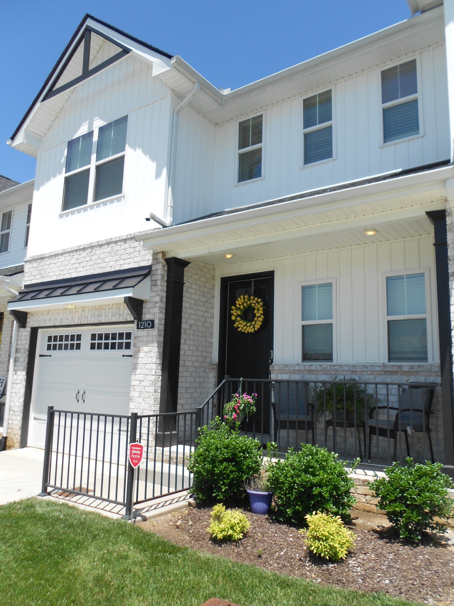 Property Photo:  1210 Hayloft Pl  TN 37066 
