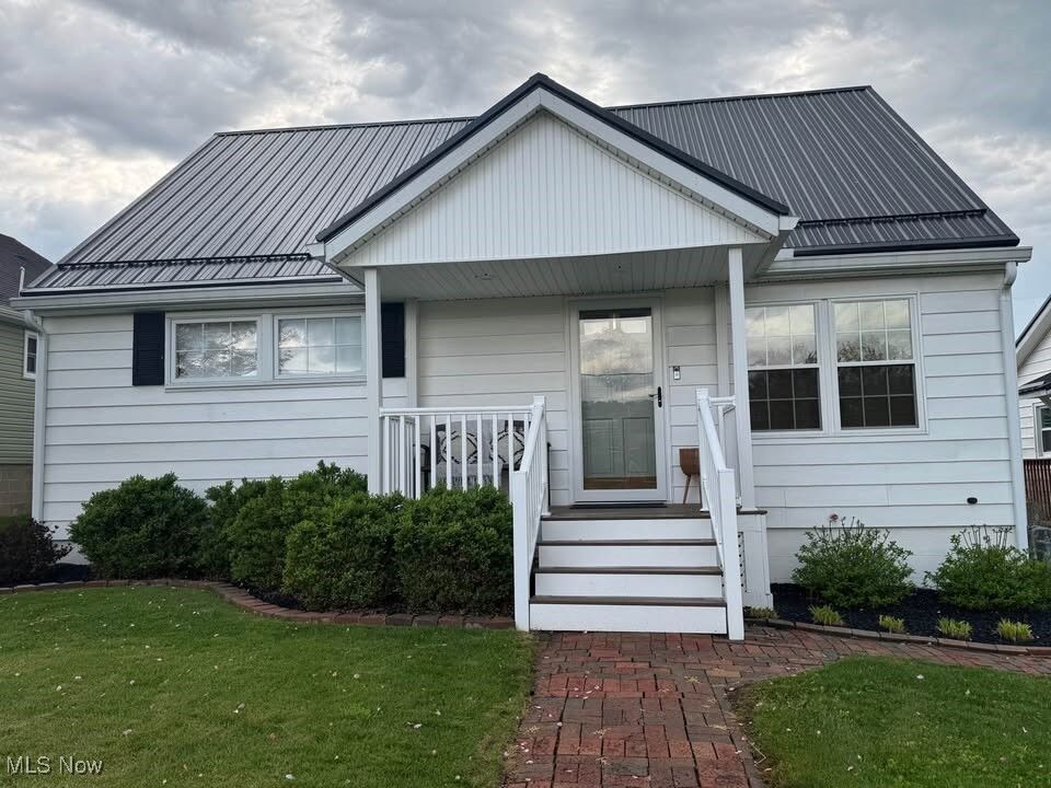 Property Photo:  1505 N 14th Street  OH 43725 