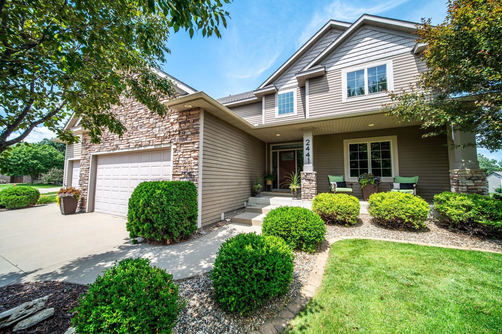 Property Photo:  2441 Rosewood Ln SW  MN 55902 