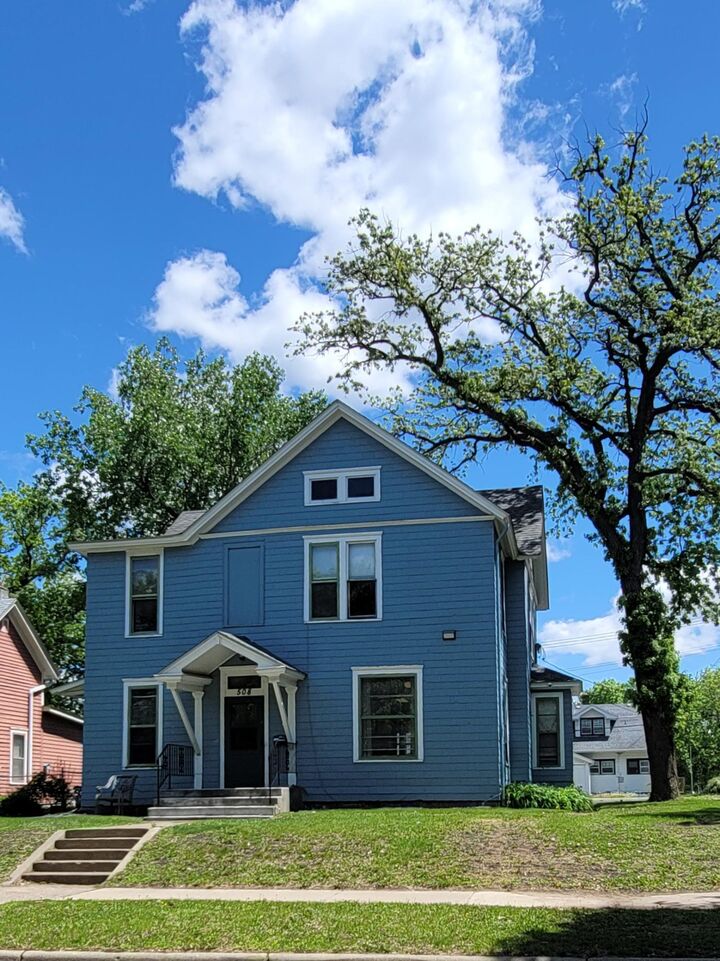 Property Photo: 508 6th Avenue S MN 56301