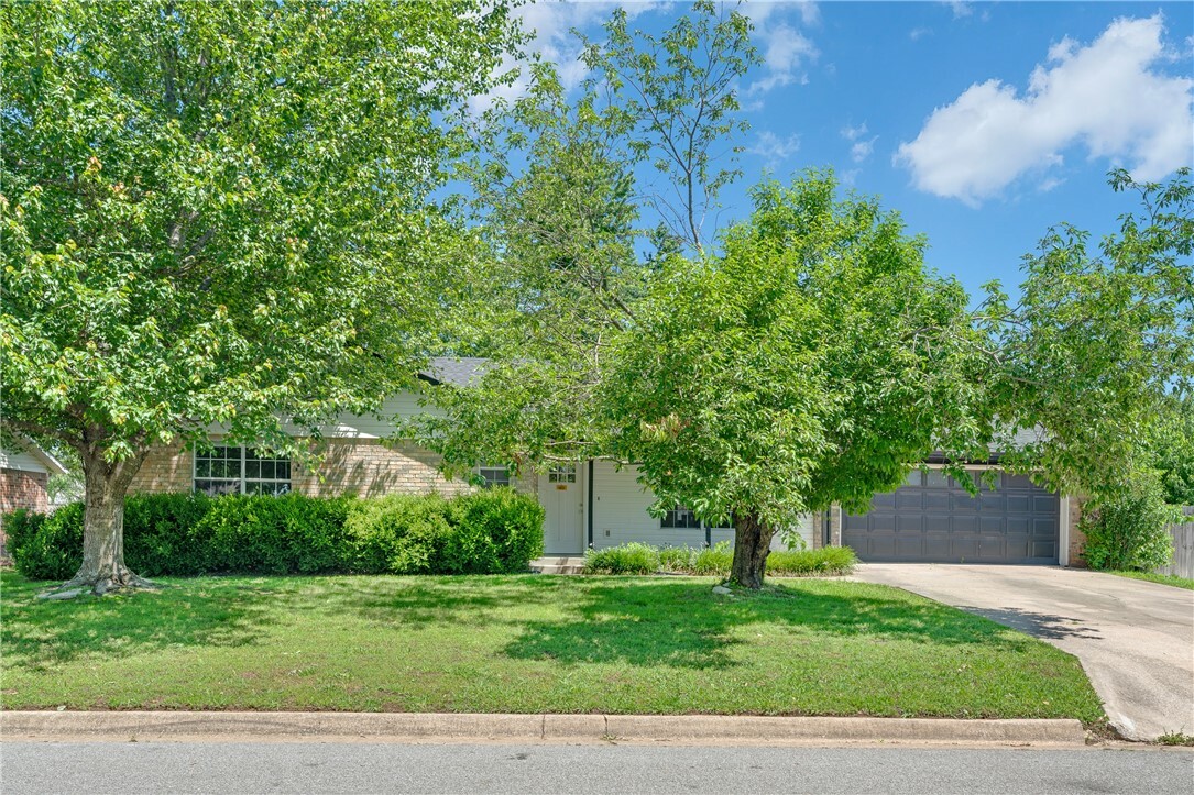 1103 W Cottonwood Street  Rogers AR 72758 photo