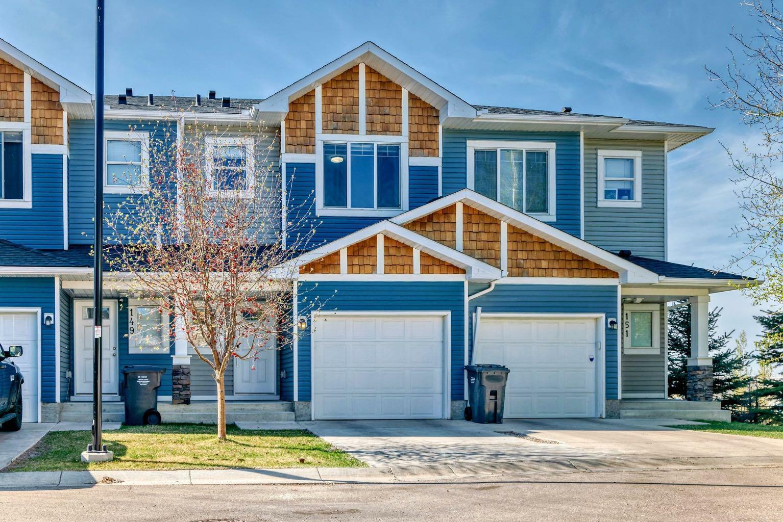 Property Photo: 2802 Kings Heights Gate SE 150 AB T4A 0T3