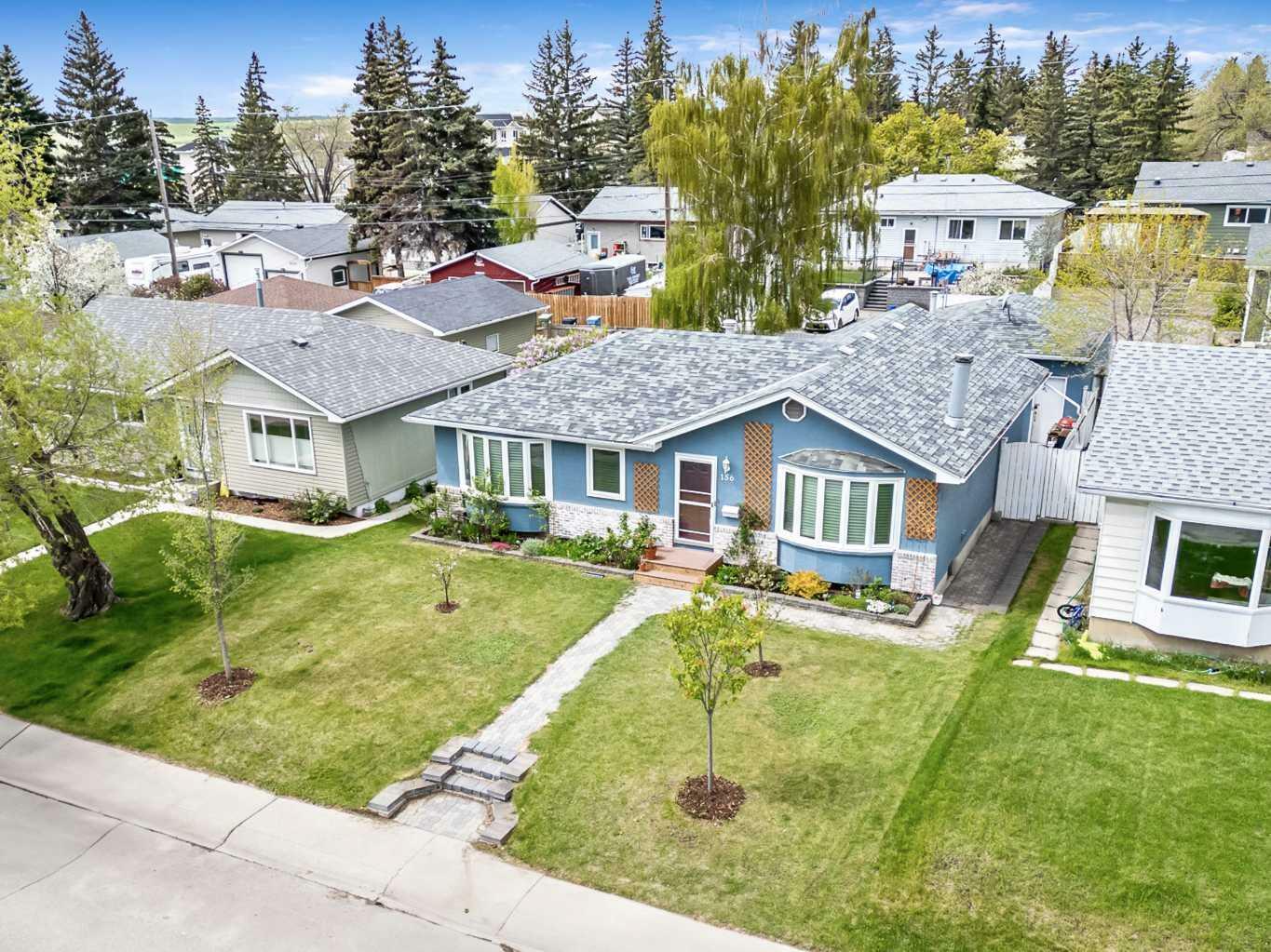 Photo de la propriété: 156 Gordon Drive SW AB T3E 5A8