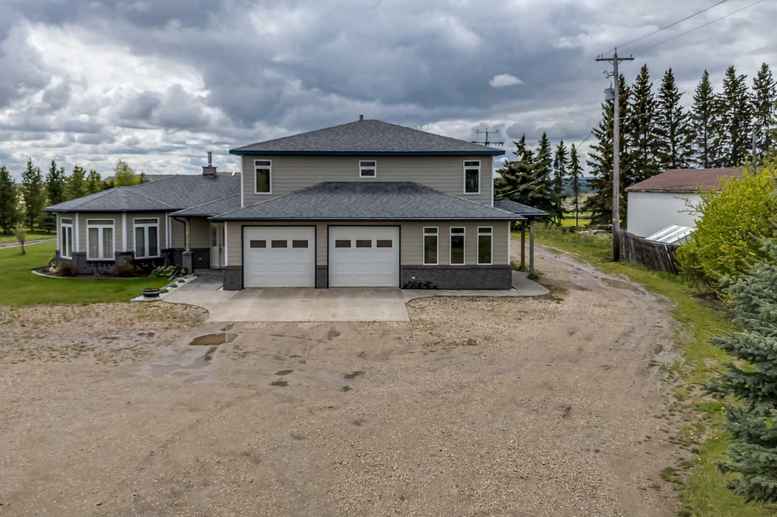 Property Photo: 5555 50 Avenue AB T0C 2J0
