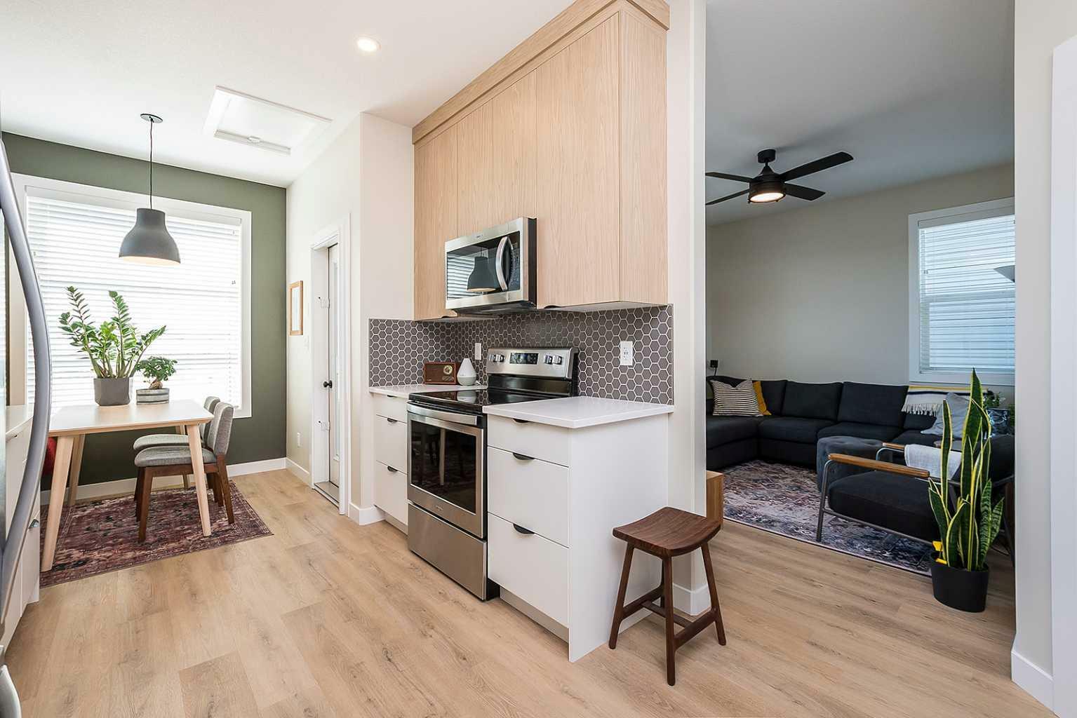 Property Photo: 167 Ellington Crescent AB T4P 3C9