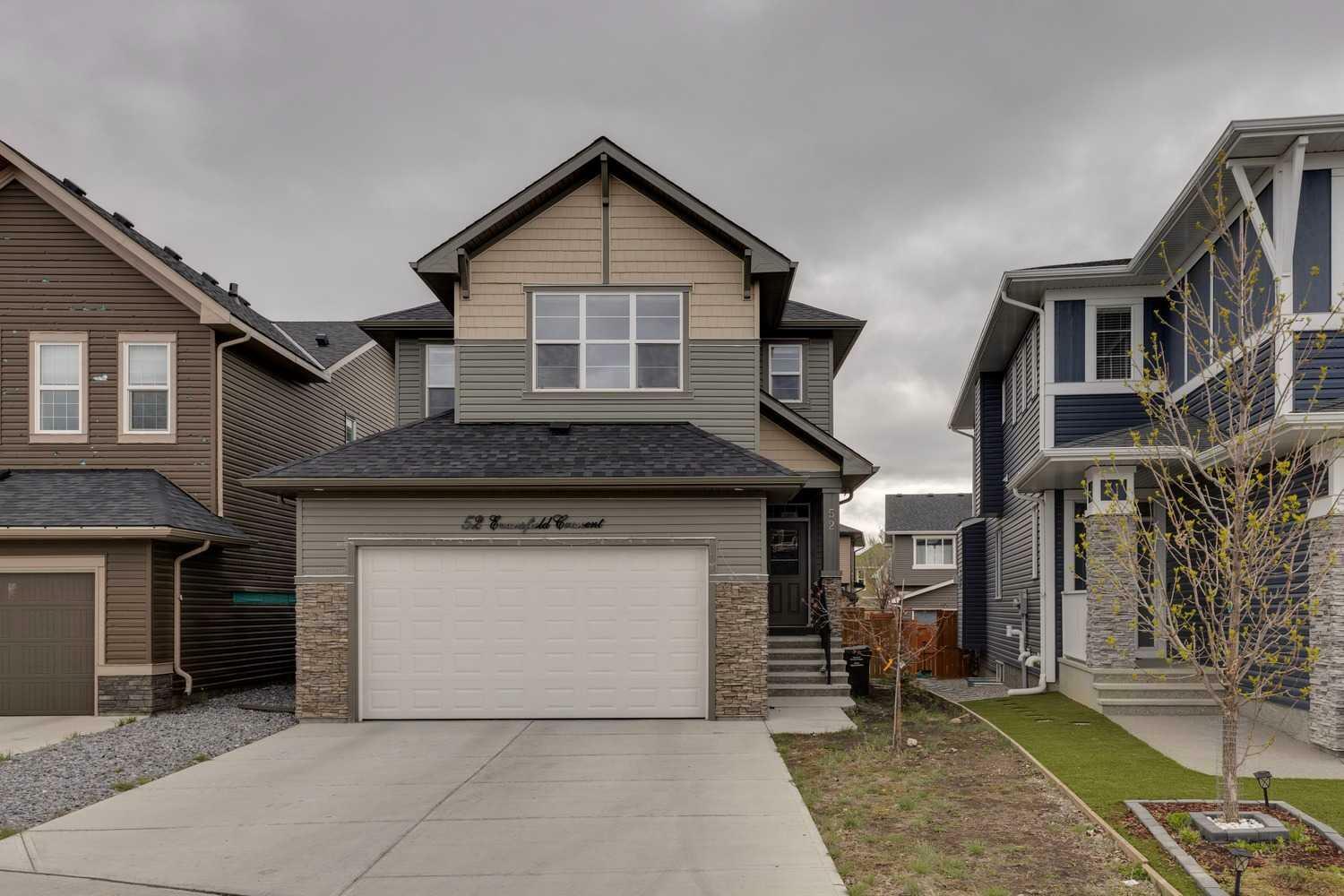 Property Photo:  52 Evansfield Crescent NW  AB T3P 1J8 
