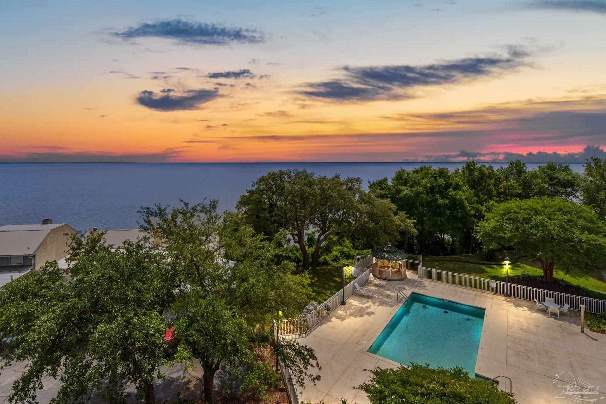 Property Photo: 1700 Scenic Hwy 404 FL 32503