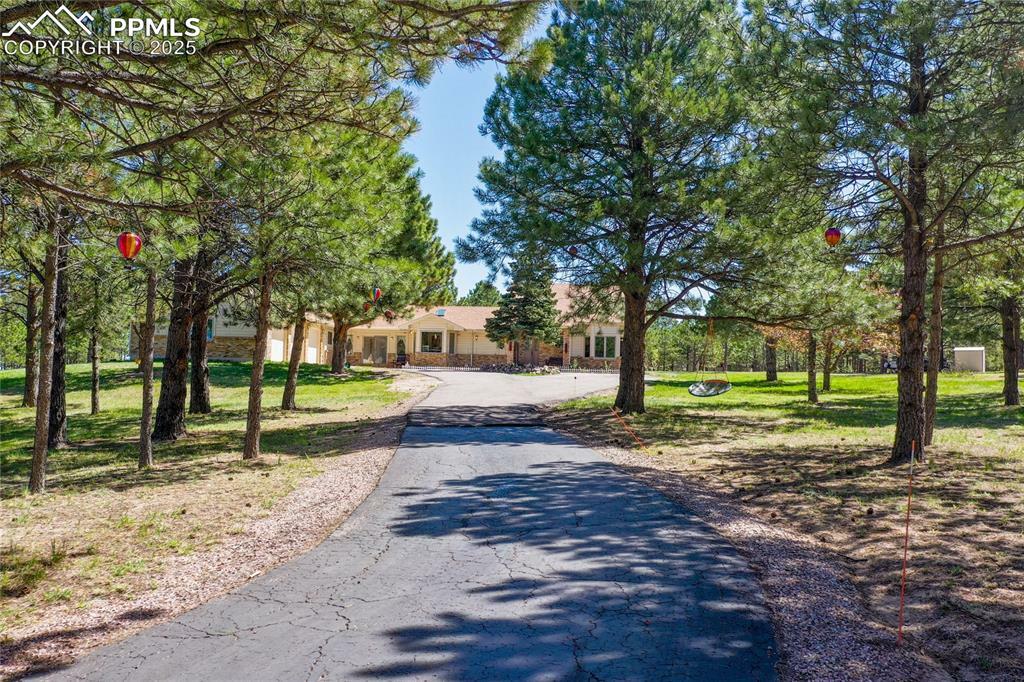 Property Photo: 390 E Stirrup Trail CO 80132
