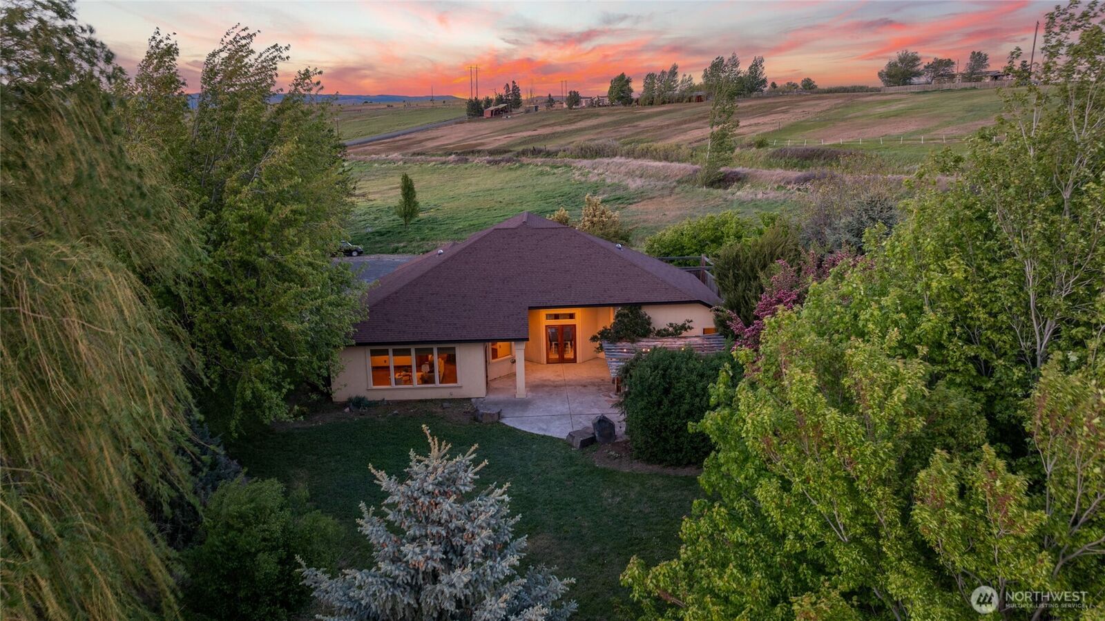 Property Photo: 3350 Hungry Junction Road WA 98926