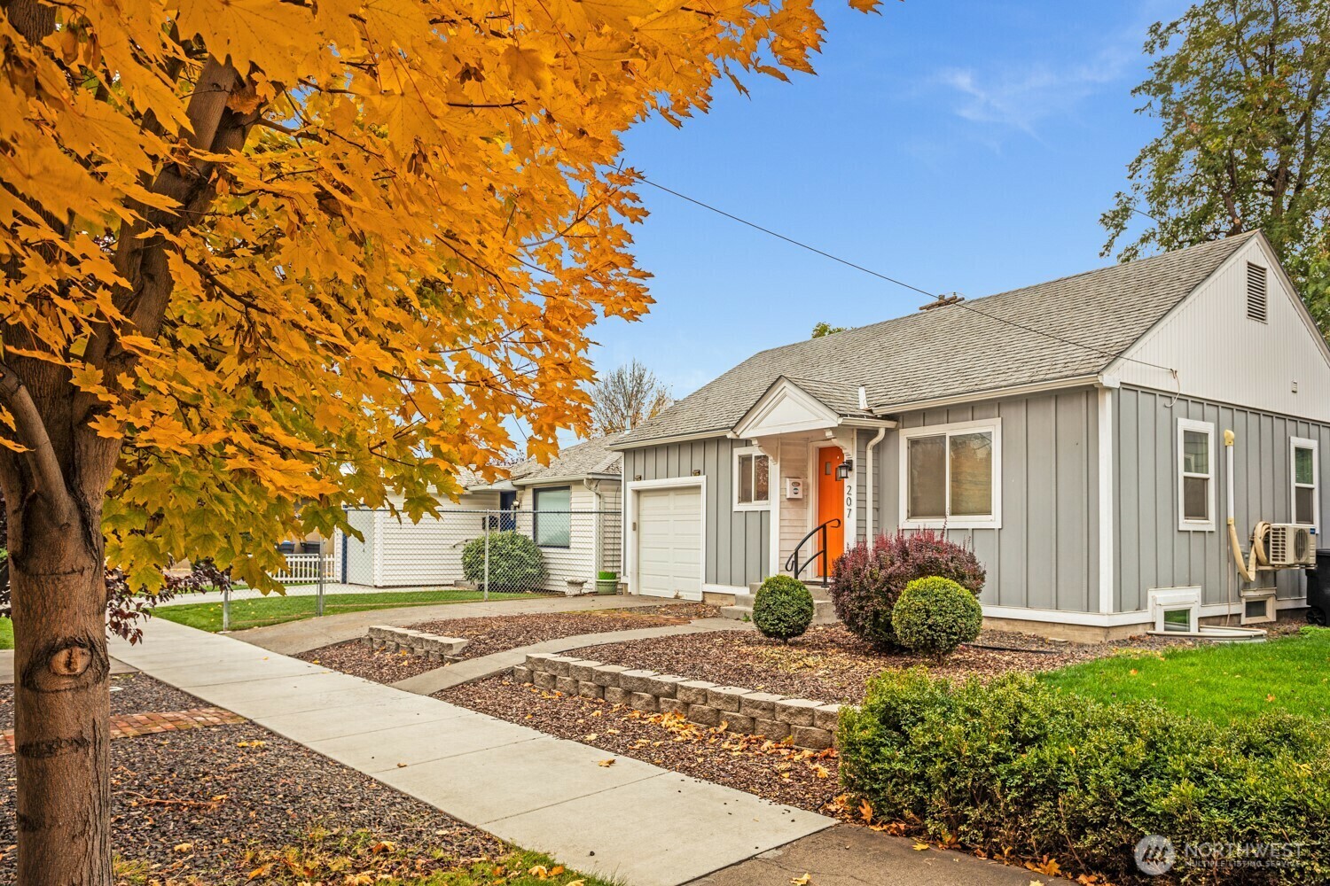 Property Photo: 207 N Colville Street WA 99362