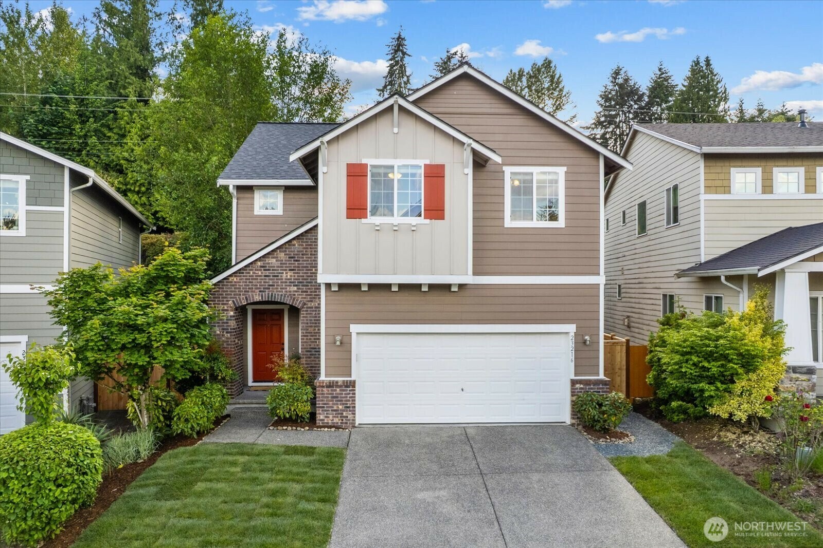 Property Photo: 23216 27th Drive SE 23 WA 98021