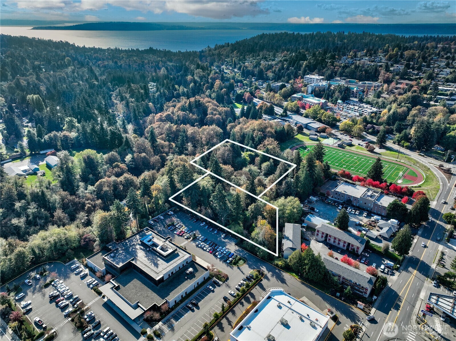 Property Photo: 16504 3rd Avenue SW WA 98166