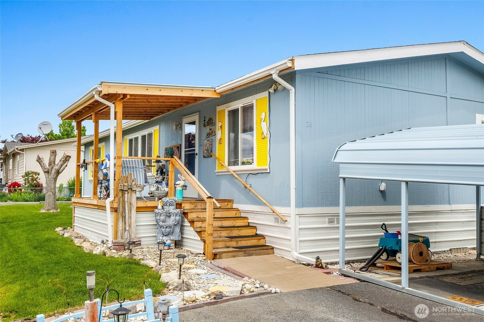Property Photo: 3211 W Wapato Drive 26 WA 98837