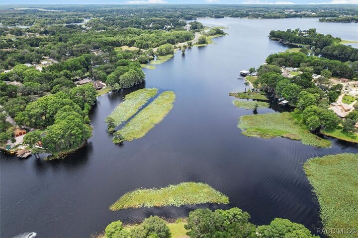 Property Photo:  1226 S Telephone Point Road  FL 34450 