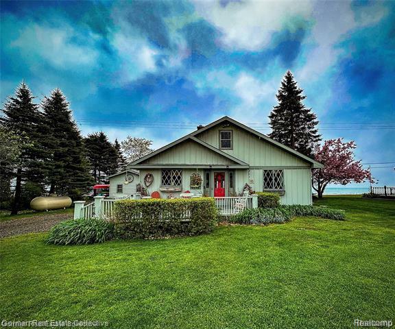 Property Photo: 2109 S Lakeshore Rd. MI 48441