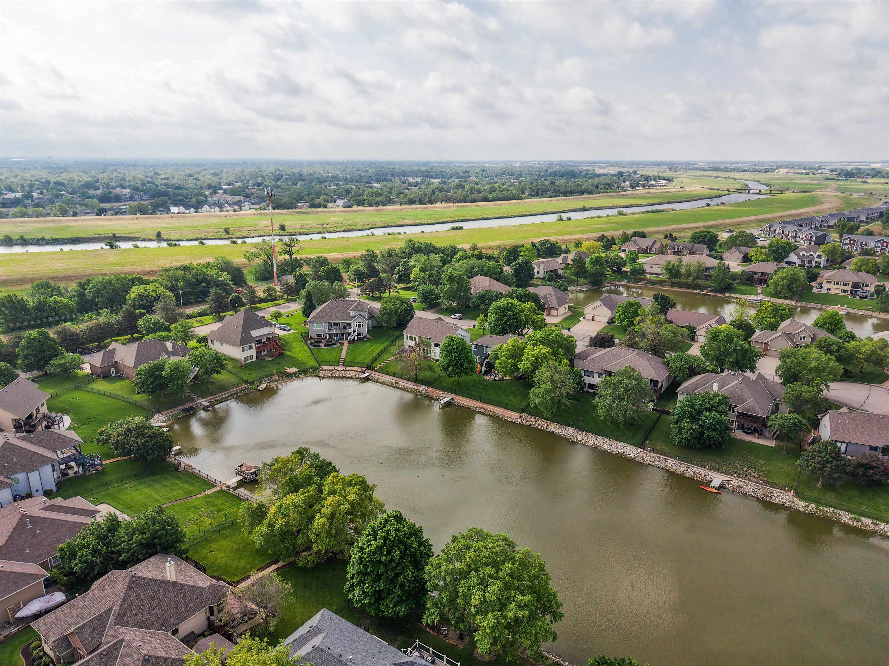 Property Photo: 6502 W Warren Cir KS 67212