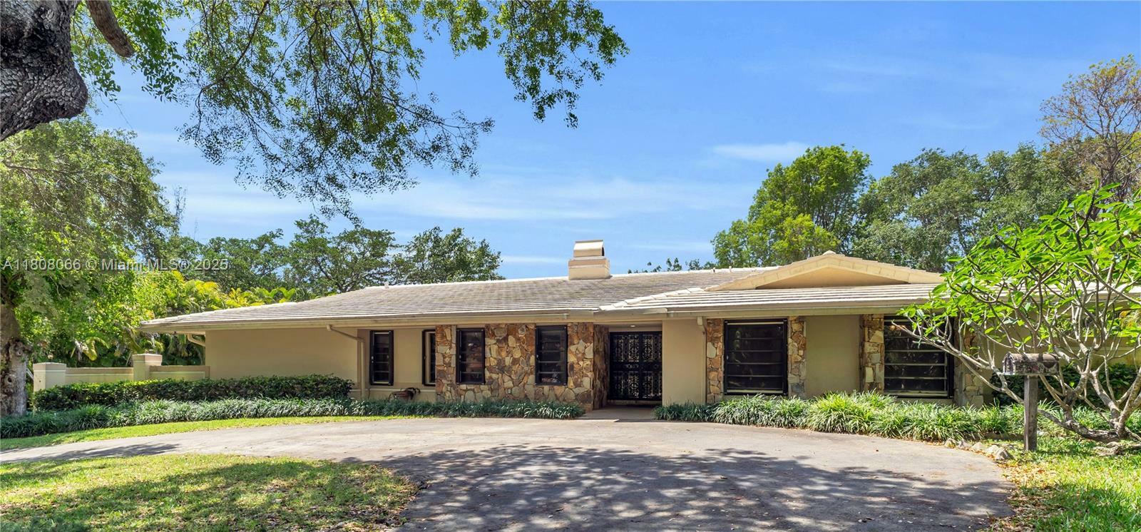 5990 SW 135th Ter  Pinecrest FL 33156 photo