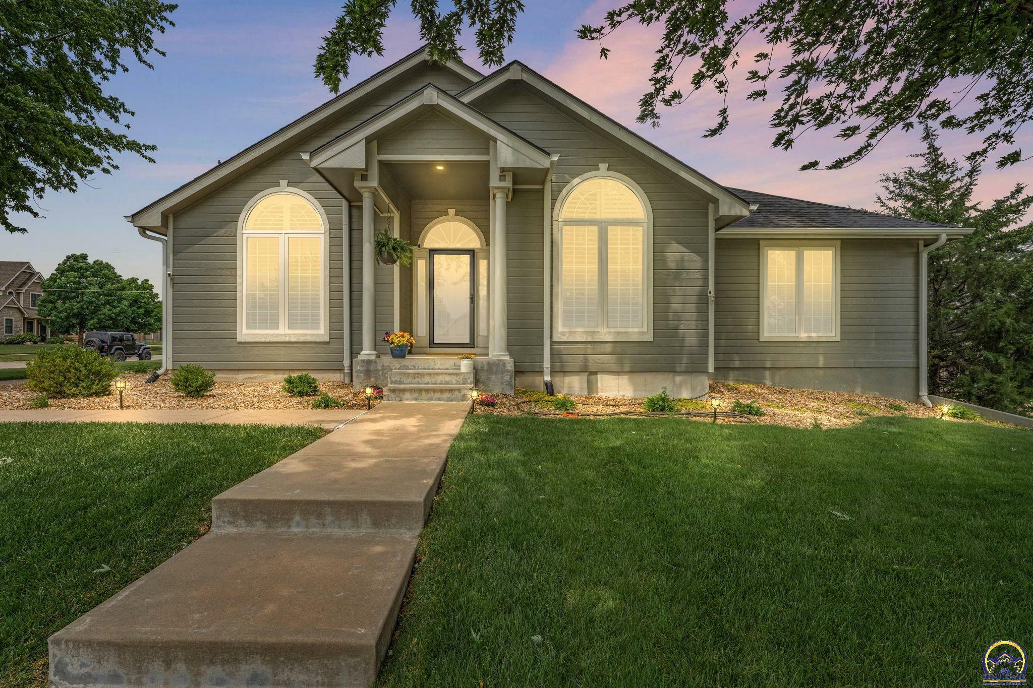 Property Photo: 7710 SW 27th St KS 66614